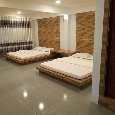 Lucky 190 Guest House Chau Doc Bagian luar foto