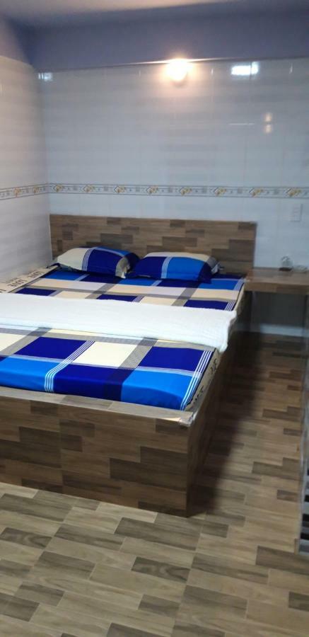Lucky 190 Guest House Chau Doc Bagian luar foto