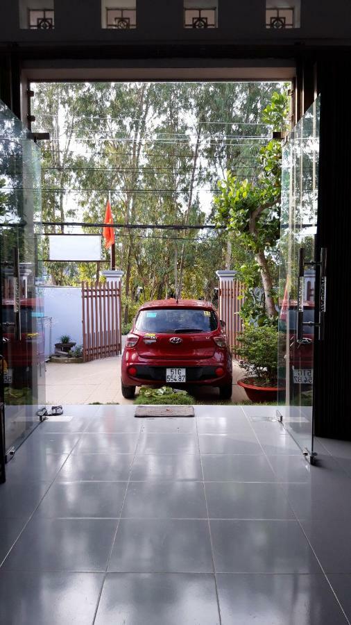 Lucky 190 Guest House Chau Doc Bagian luar foto