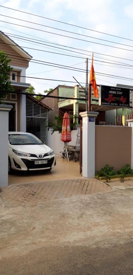 Lucky 190 Guest House Chau Doc Bagian luar foto