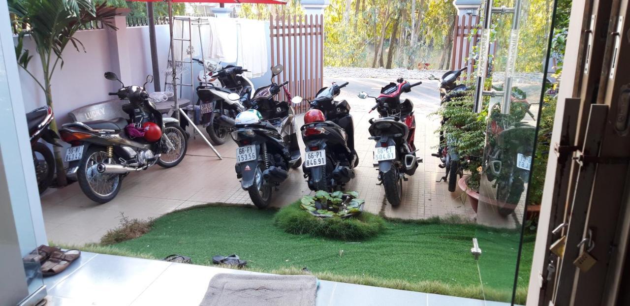 Lucky 190 Guest House Chau Doc Bagian luar foto